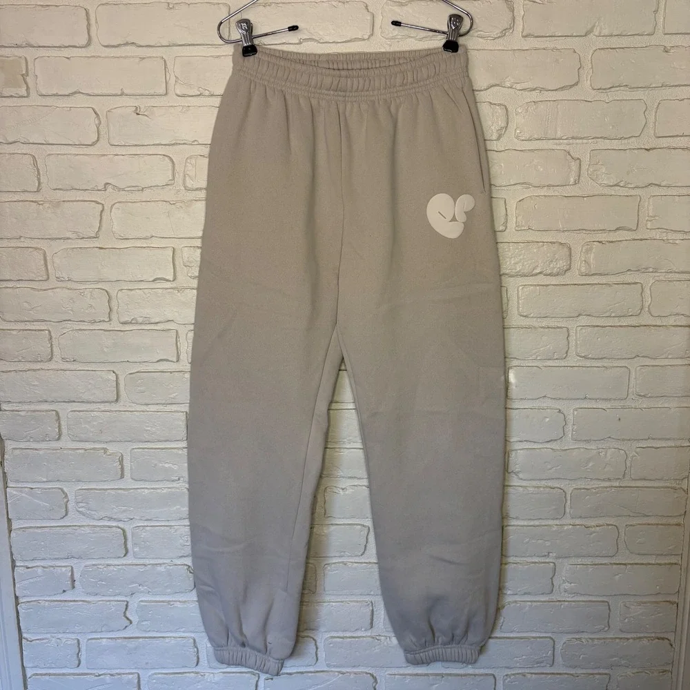 Princess Polly‎ Light Gray Cotton Blend Sweatpants Women's size 4 Small